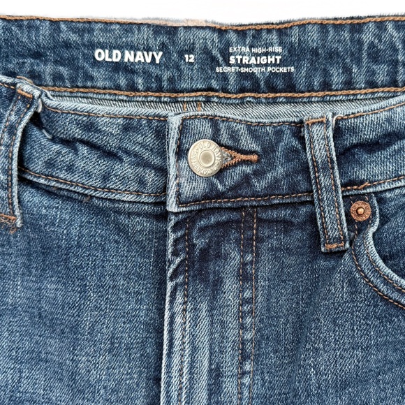 NWT Old Navy Extra High Rise Straight Secret Smooth Pockets Jeans, Size 12 - Picture 4 of 7